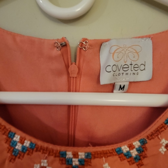 Dress - Picture 2 of 4